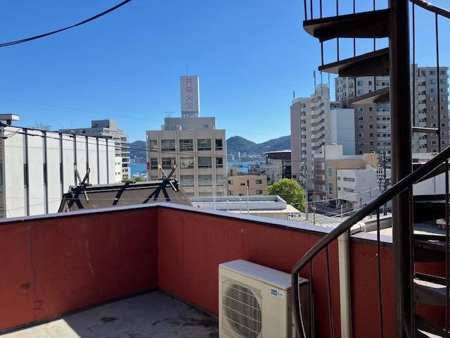 4階屋上テラス（関門海峡眺望）